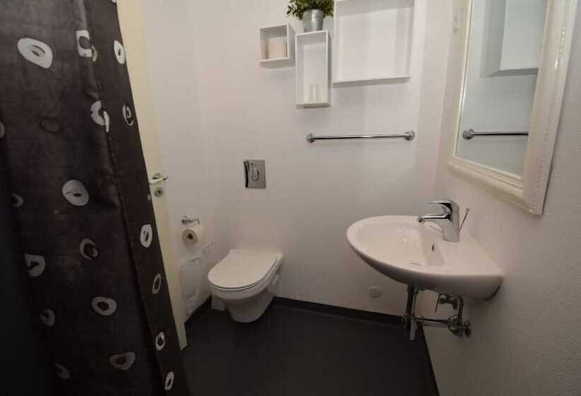 Номер Deluxe, Danhostel Frederikshavn City