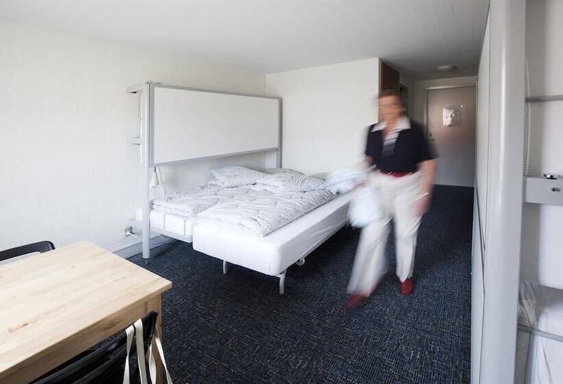Номер Deluxe, Danhostel Frederikshavn City