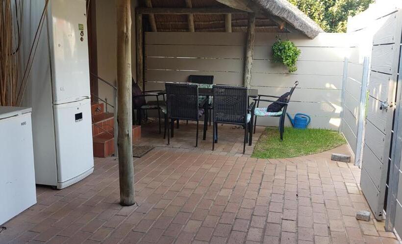 디럭스 룸, Riversway Guest House