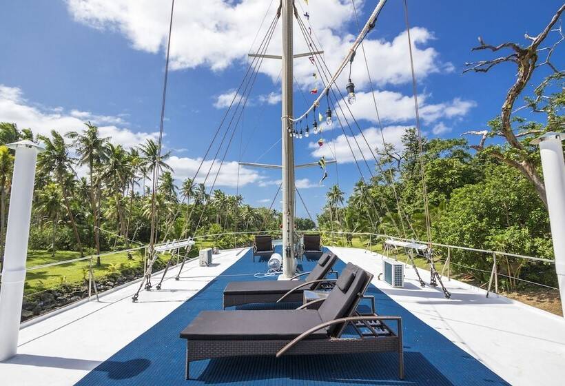 Пентхаус, Savasi Island Resort