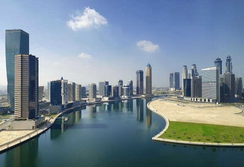 Номер Deluxe с Видом, The St. Regis Downtown, Dubai