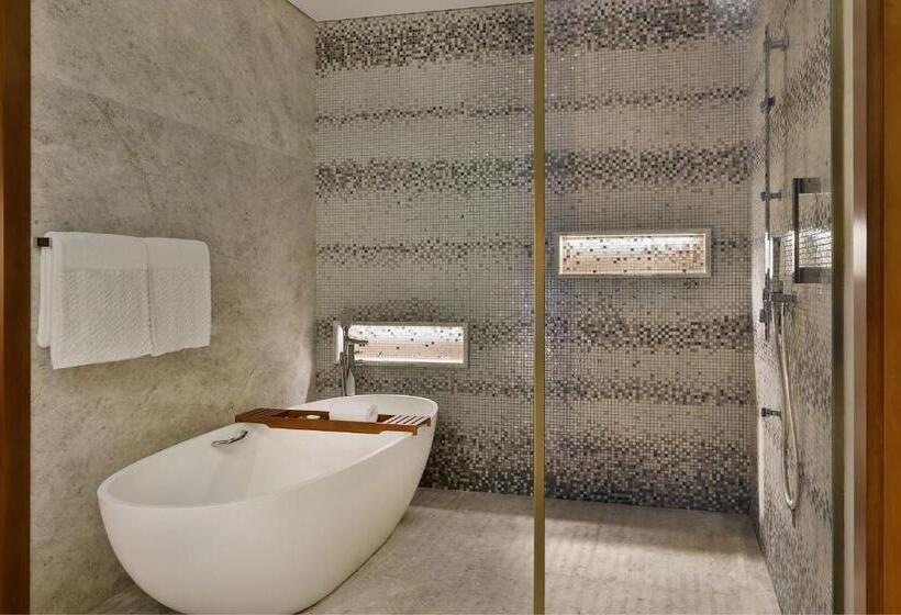 Люкс Семейный 2 Спальни, The St. Regis Downtown, Dubai