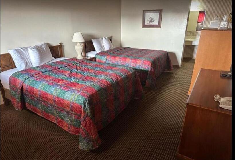 Номер Стандарт 2 Двуспальные Кровати, Love Hotels Western Holiday At Harlan Lake Ne