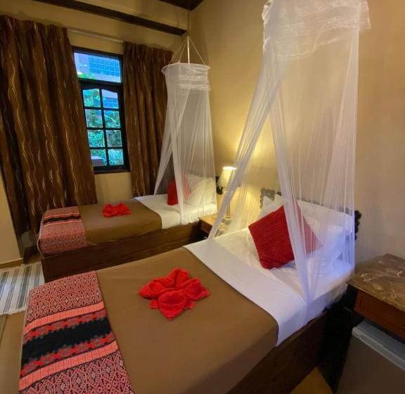 اتاق سوپریور, Ombak Dive Resort Perhentian Island