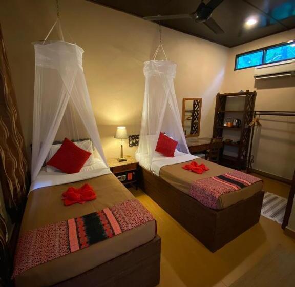 اتاق استاندارد, Ombak Dive Resort Perhentian Island