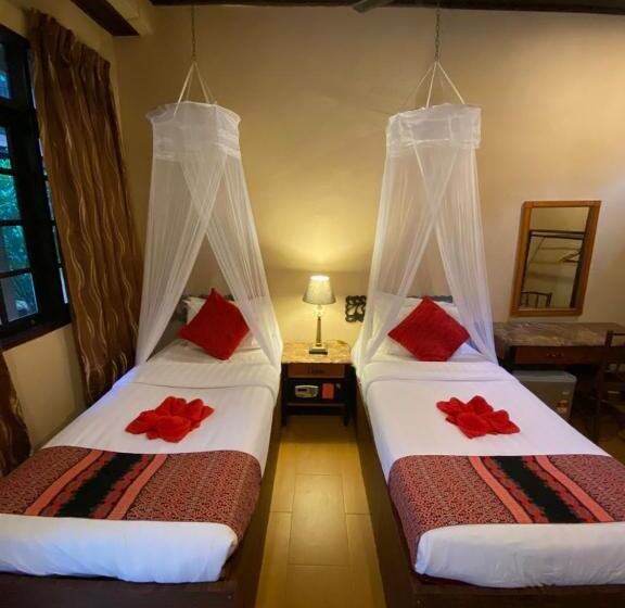 اتاق استاندارد, Ombak Dive Resort Perhentian Island