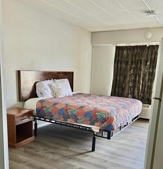 Номер Стандарт Индивидуальный, Budget Inn