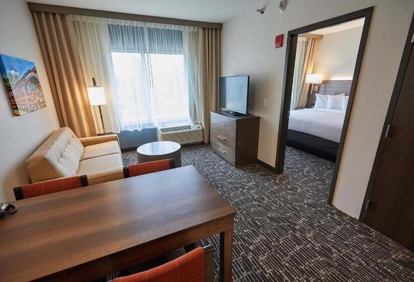 חדר דלוקס עם מיטת קינג, Gundersen Hotel & Suites