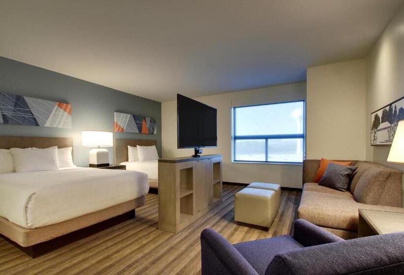 스탠다드 스튜디오, Hyatt House Oak Brook