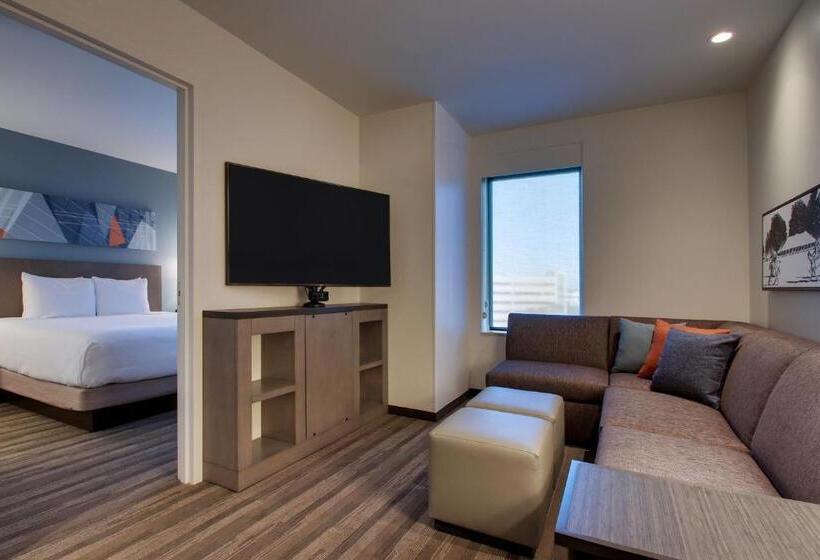 스위트 킹사이즈 침대, Hyatt House Oak Brook