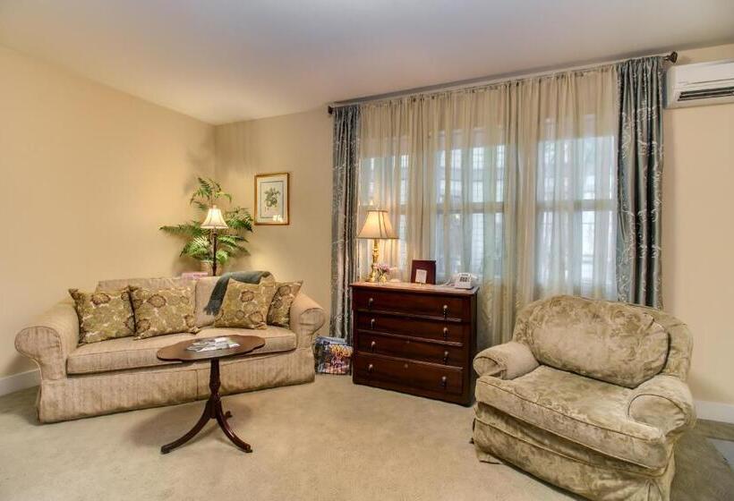 Стандартный Номер Кровать Кинг, Winchester Inn