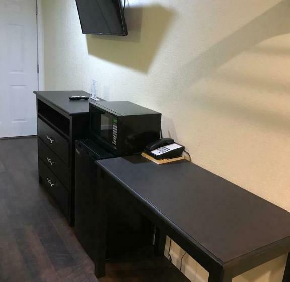 Номер Economy, Budget Inn