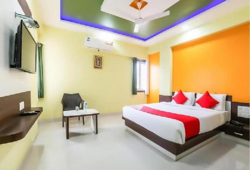 غرفة ديلوكس سرير كينج, Atithi Bhawan By Sky Stays
