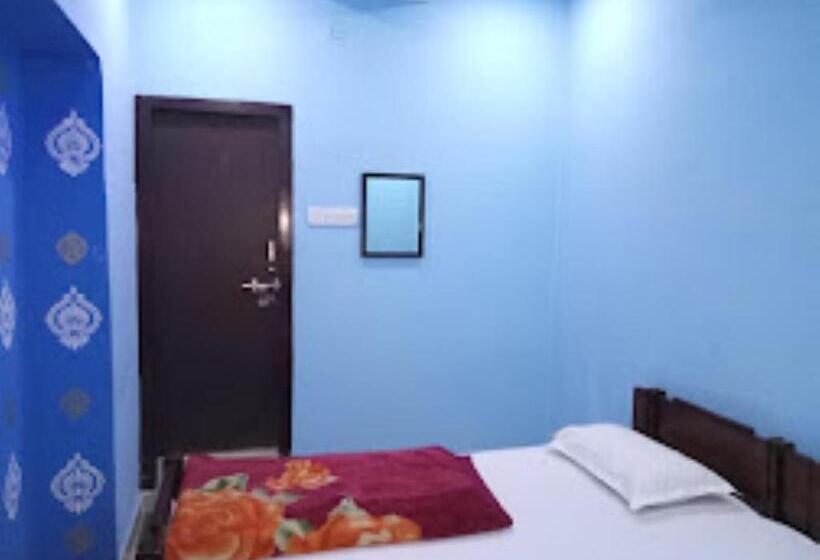 Standard Room, Atithi Galaxy