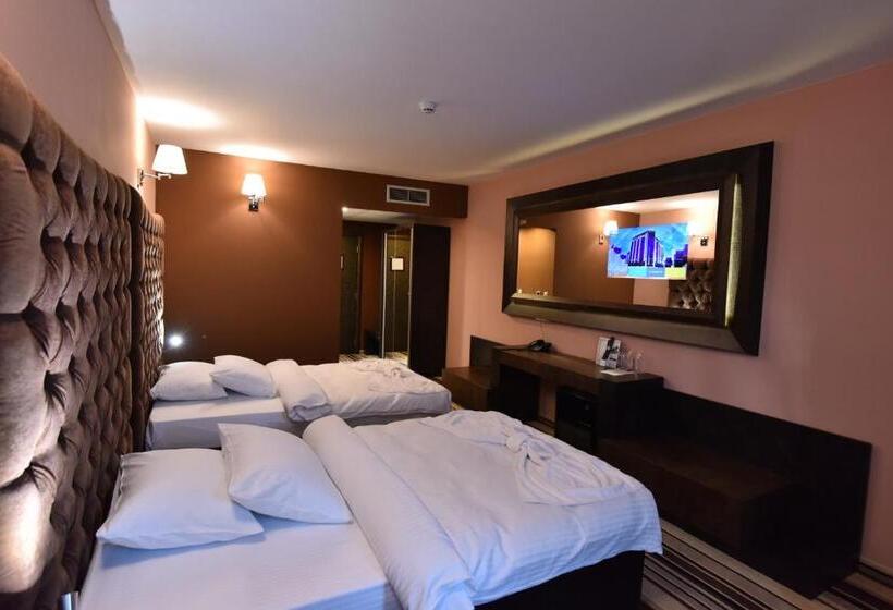 اتاق لوکس, Best Boutique
