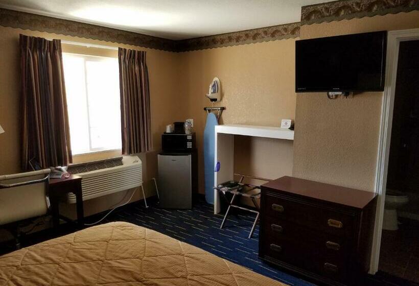 Номер Стандарт Кровать Кинг Адаптированный для Инвалидов, Country Inn Sterling