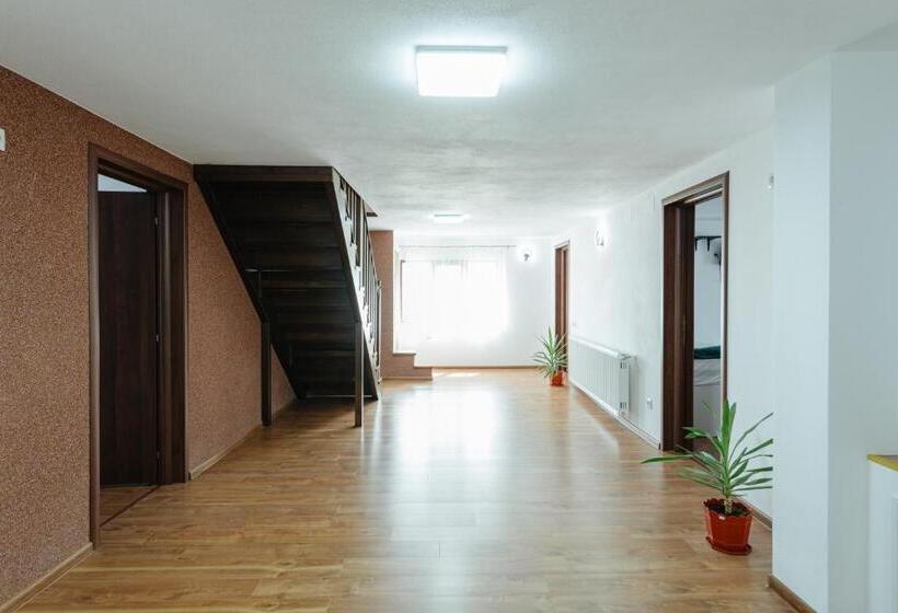 Дом 1 Спальня, Casa Perla Vlădesei