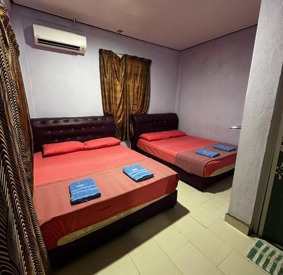 اتاق استاندارد سه نفره, Perhentian Village Inn