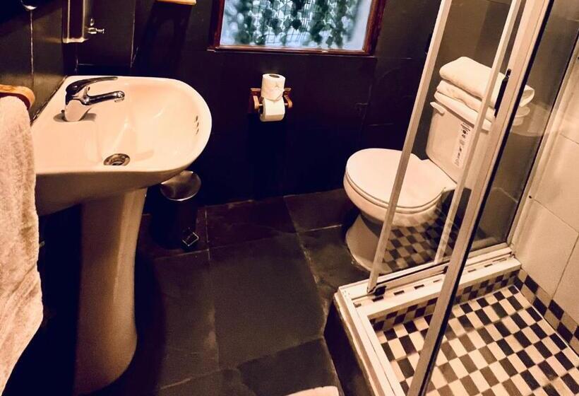 Quarto Estandar, Casona Montt 522   B&b