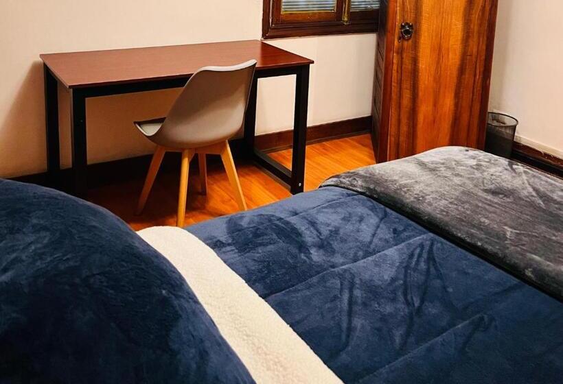 Quarto Estandar, Casona Montt 522   B&b