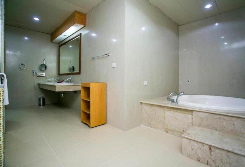 سوئیت پرزیدنت, Lagos