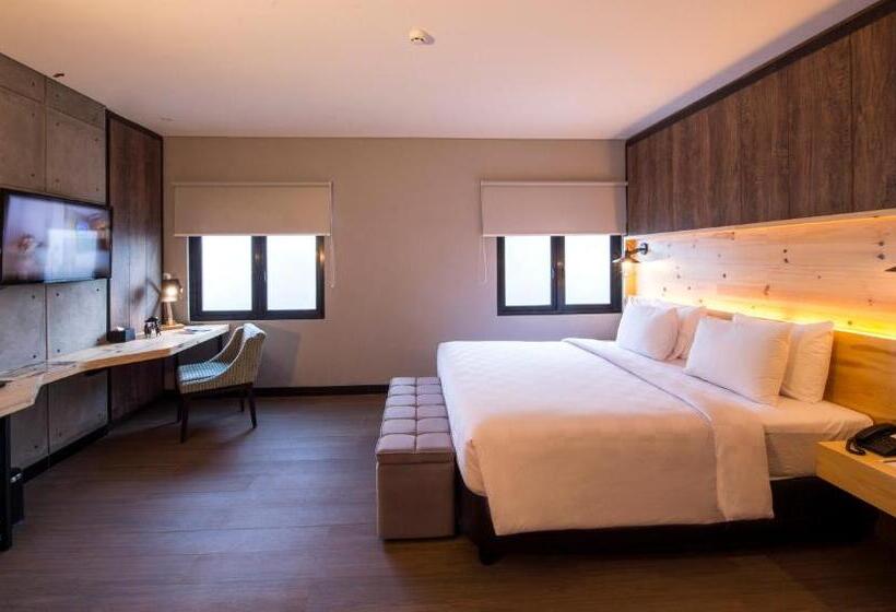 Люкс Премиум, Ayaartta Hotel Malioboro