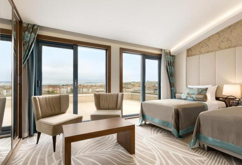 سوییت خانوادگی, Ramada By Wyndham Yalova