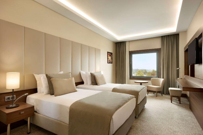 اتاق استاندارد, Ramada By Wyndham Yalova