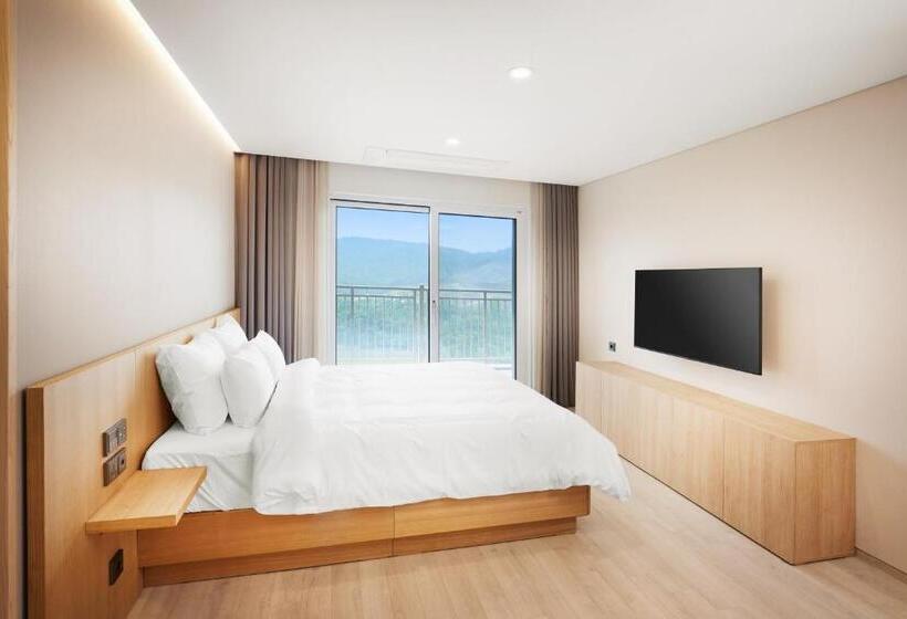 디럭스 룸, Belle Fore Resort