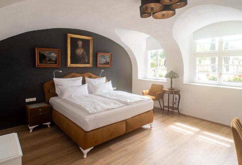 带大床的豪华间, Schloss Hotel Colmdorf