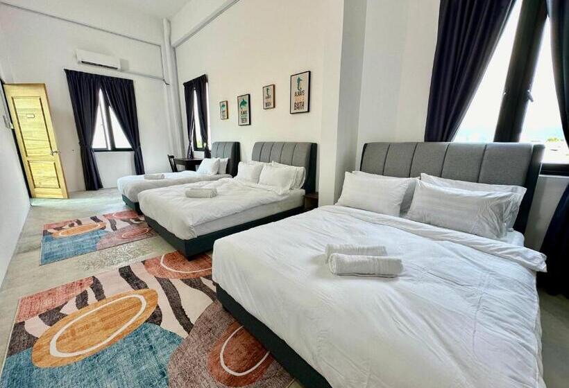 Семейный Номер Вид на Море, Ferringhi Inn 51