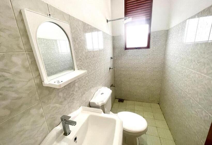 Семейный Номер, Ez Stay Guesthouse