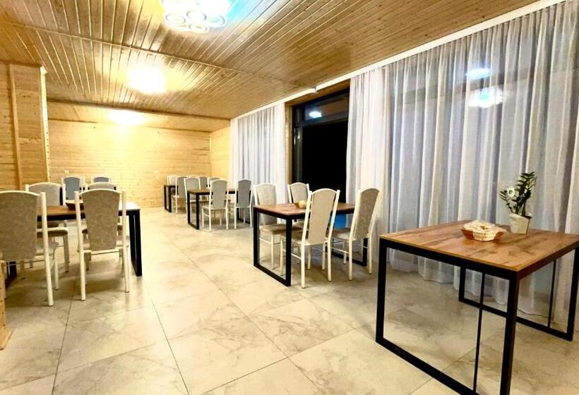 اتاق استاندارد چهار تخته, Guest House Sham