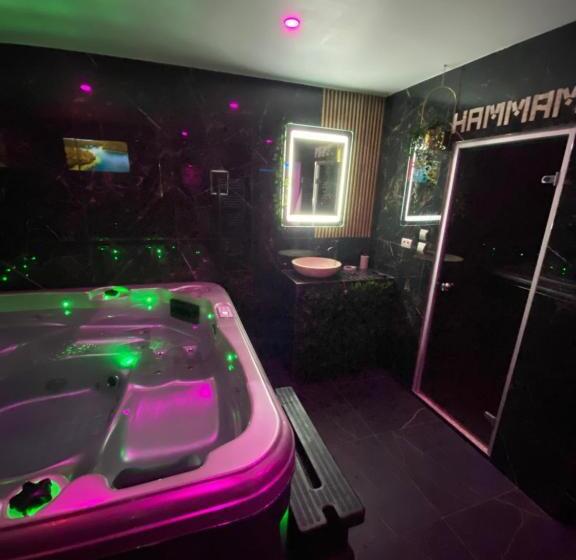 Номер Стандарт, Sultan Spa Privatif Lille