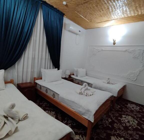 اتاق لوکس سه تخته, Parvina Boutigue