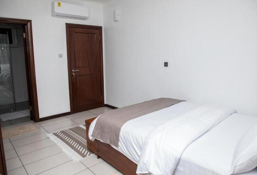 デラックスルーム, Urban Private Rooms