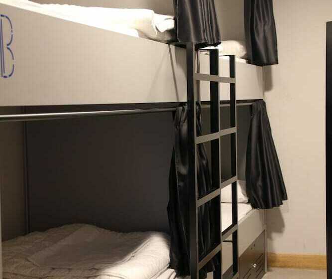 Cama em Quarto Compartilhado, Bcool Bilbao  Hostel