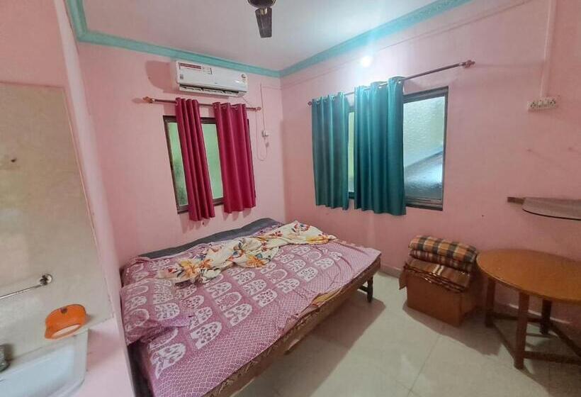 Семейный Номер, Manak Cottage Alibaug