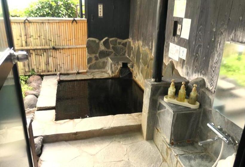 이코노이 4인룸, 白水温泉竹の倉山荘