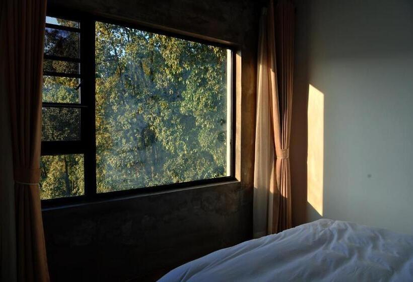 سوئیت جونیور با چشم‌انداز کوهستان, The Habitat Villa