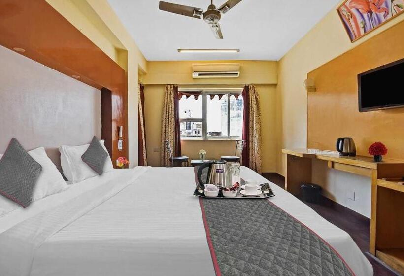 三人经典房间, Super Townhouse Fateh Sagar Formerly Vatika Inn