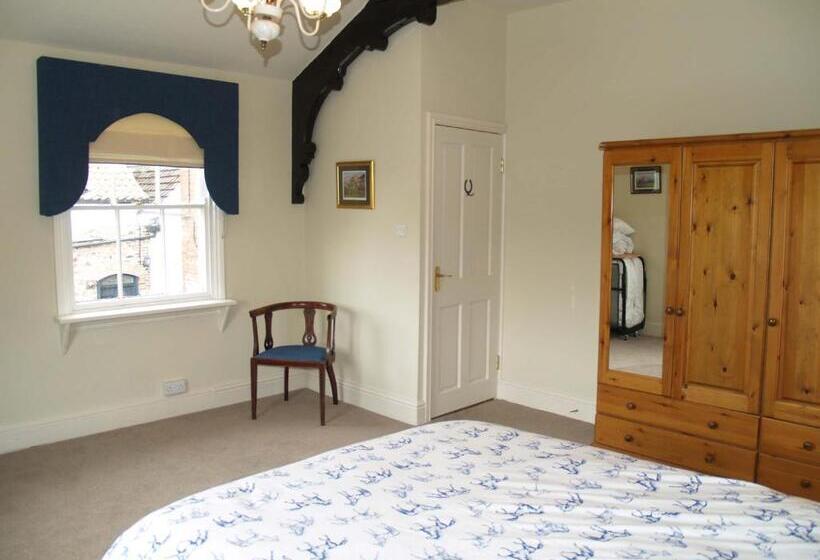 Семейный Номер, Durham House Guest House
