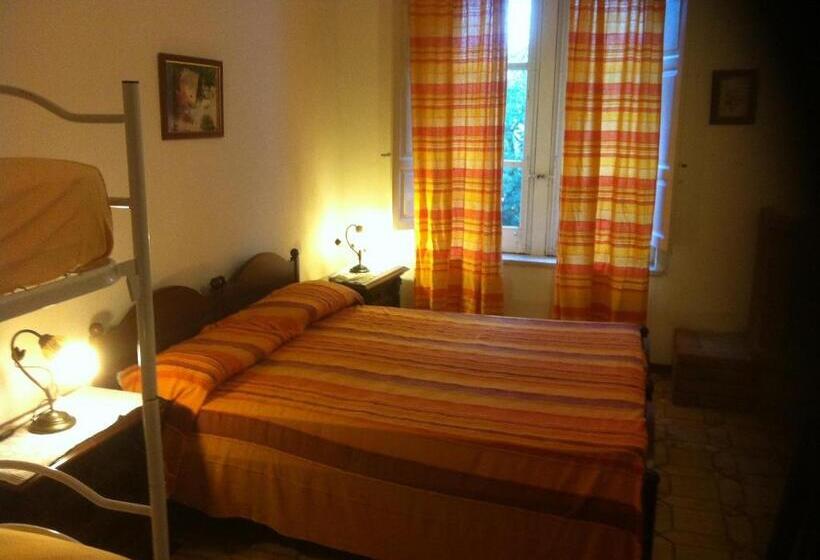 Четырехместный Номер Стандарт, Agriturismo La Calabrisella