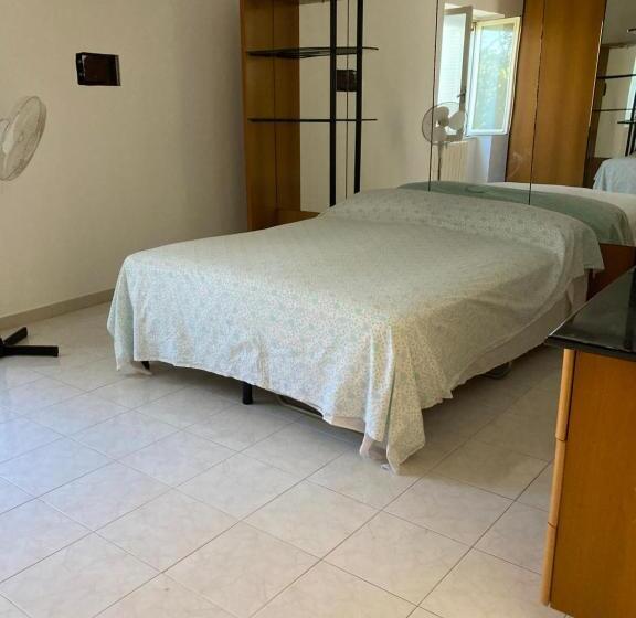 غرفة قياسية, Casa Marina