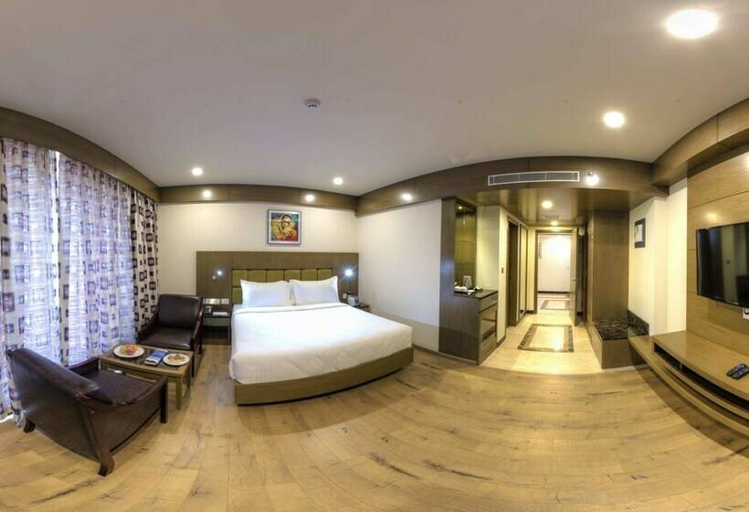 Номер Executive, Benzz Park Vellore