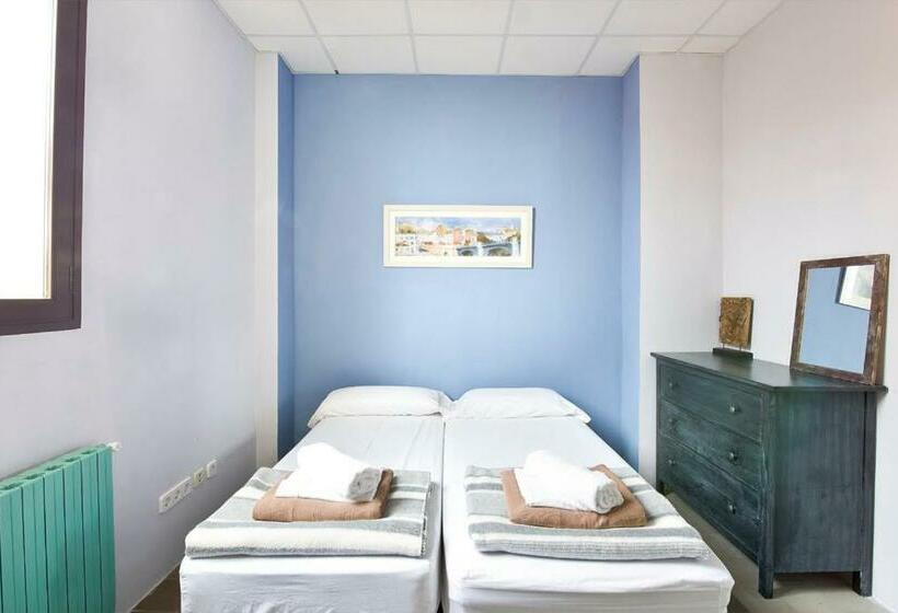 스탠다드 룸 공동 욕실, Alberg Solidança Hostel