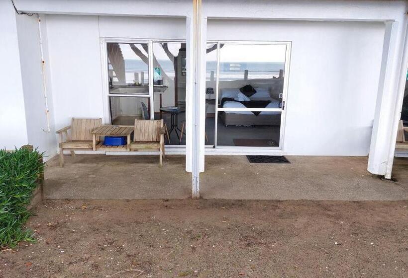 Студия Стандарт, Edgewater Motel