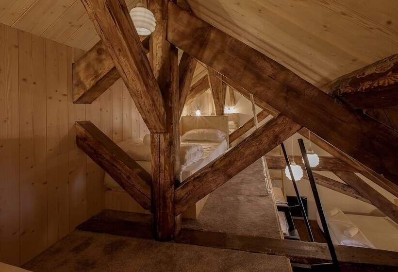 Семейный Номер, Refuge Du Montenvers
