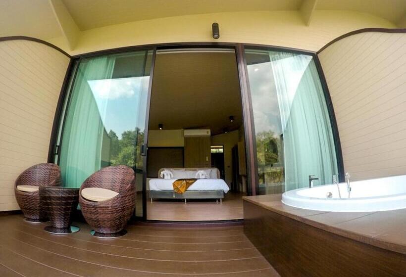 Номер Deluxe с Гидромассажем, Binlha Raft Resort