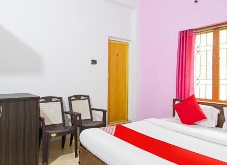 اتاق لوکس, Dibyansh Bhubaneswar